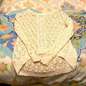 Maurices medium cream